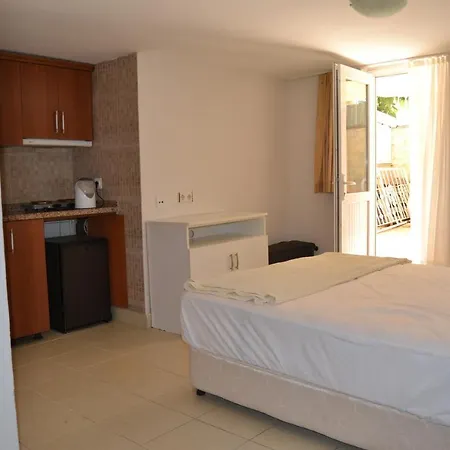 Safari Studyo N-14 Apartment Side